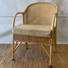 כסא ופינת ישיבה וינאית